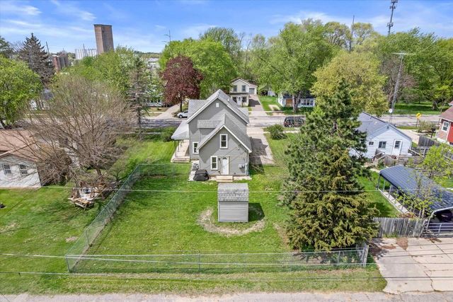 320 Marion Street, Portage, WI 53901