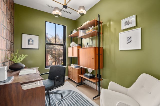 189 W Brookline St, Boston, MA 02118
