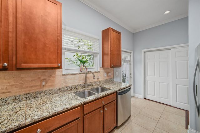 4625 LEGACY PARK DRIVE, Tampa, FL 33611