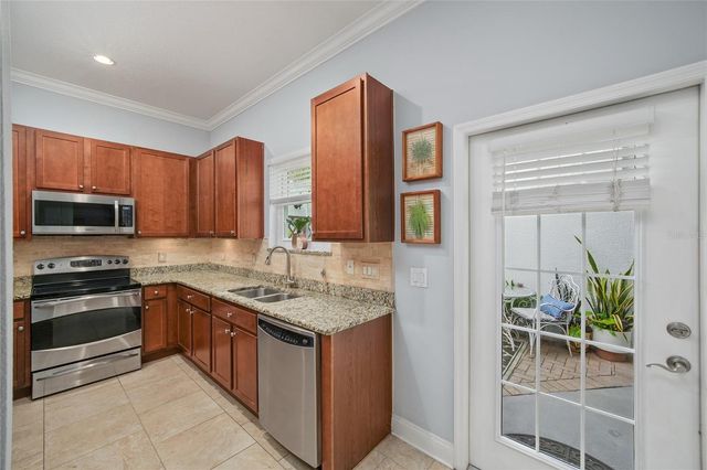 4625 LEGACY PARK DRIVE, Tampa, FL 33611