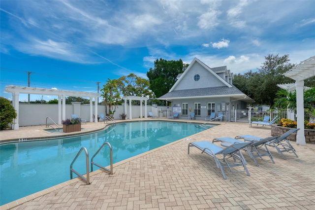 4625 LEGACY PARK DRIVE, Tampa, FL 33611