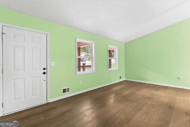 492 Rustic Ridge Circle, Lawrenceville, GA 30043