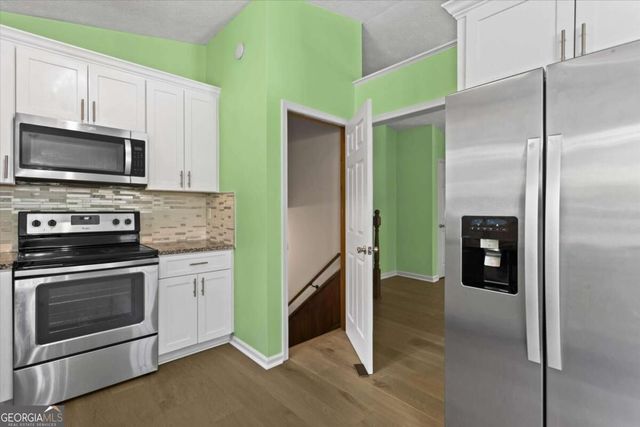 492 Rustic Ridge Circle, Lawrenceville, GA 30043