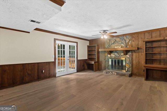 492 Rustic Ridge Circle, Lawrenceville, GA 30043