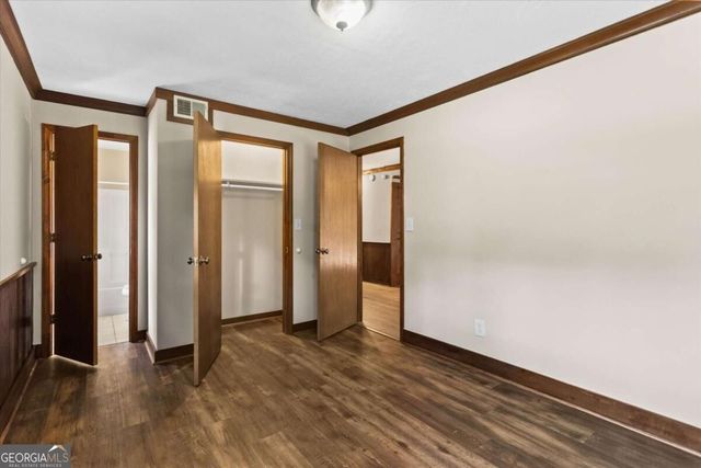 492 Rustic Ridge Circle, Lawrenceville, GA 30043