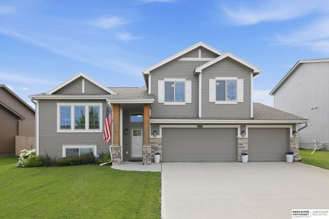 13544 S 55th Street, Papillion, NE 68133