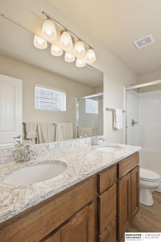 13544 S 55th Street, Papillion, NE 68133