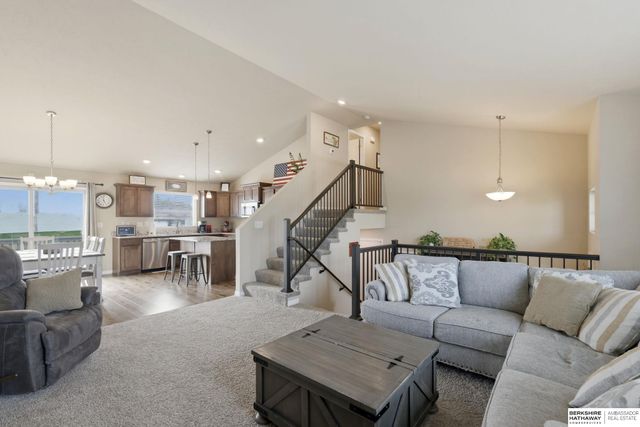 13544 S 55th Street, Papillion, NE 68133