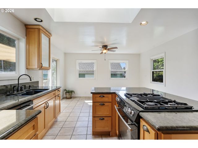 2603 Se 60TH Ave, Portland, OR 97206