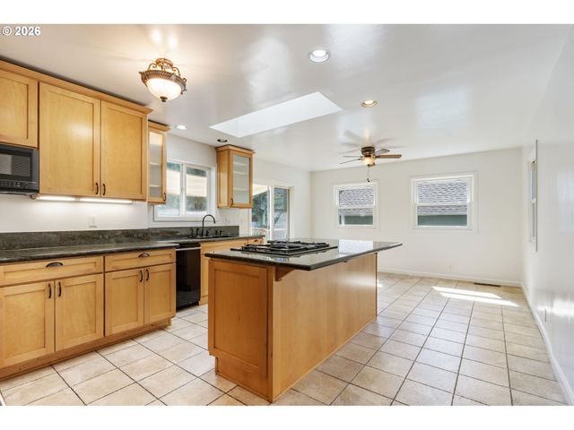 2603 Se 60TH Ave, Portland, OR 97206