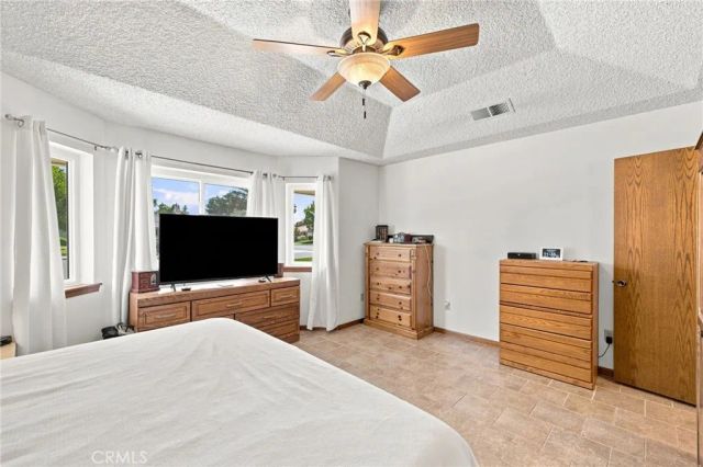 5101 Dewalt, Bakersfield, CA 93308