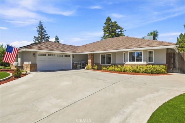 5101 Dewalt, Bakersfield, CA 93308