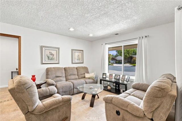 5101 Dewalt, Bakersfield, CA 93308