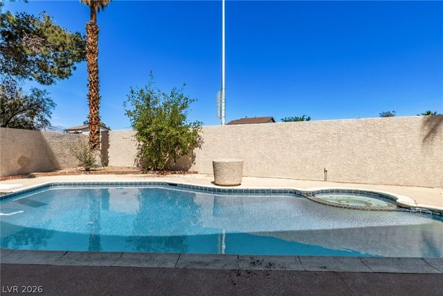 3709 Pamplona Circle, Las Vegas, NV 89103