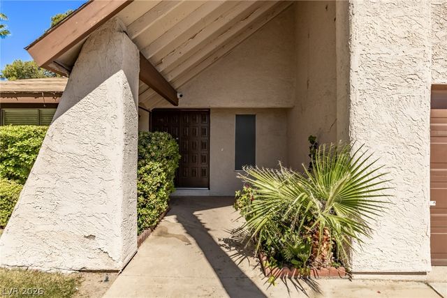 3709 Pamplona Circle, Las Vegas, NV 89103