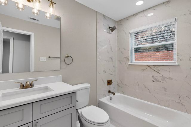 10833 Palace Way, Dallas, TX 75218