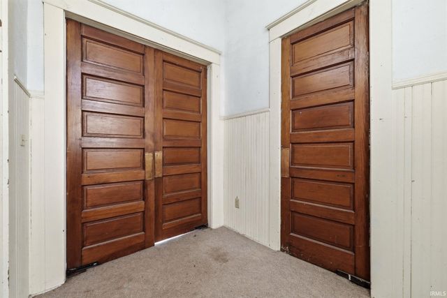 316 N Main St, Churubusco, IN 46723