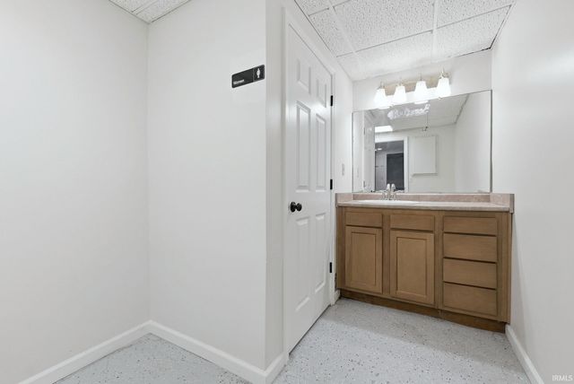 316 N Main St, Churubusco, IN 46723