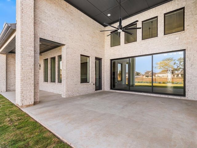 1322 Crown Forest Drive, Missouri City, TX 77459