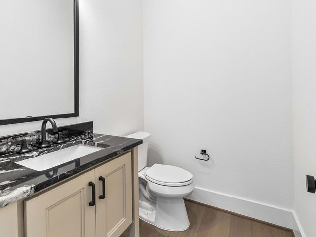 1322 Crown Forest Drive, Missouri City, TX 77459