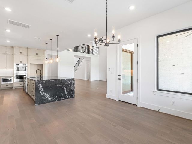 1322 Crown Forest Drive, Missouri City, TX 77459