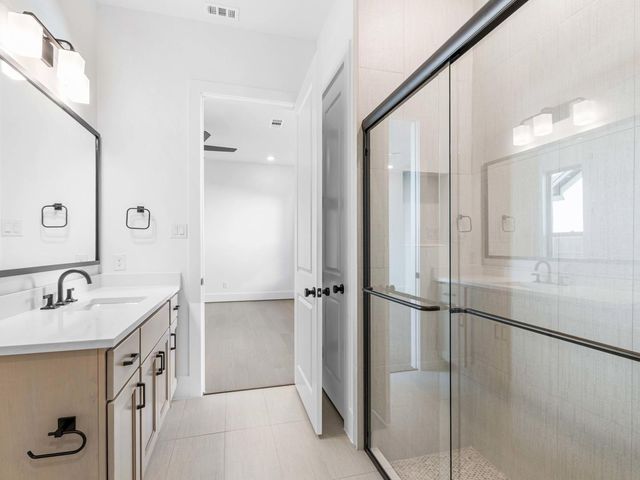 1322 Crown Forest Drive, Missouri City, TX 77459