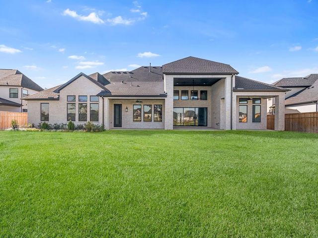 1322 Crown Forest Drive, Missouri City, TX 77459