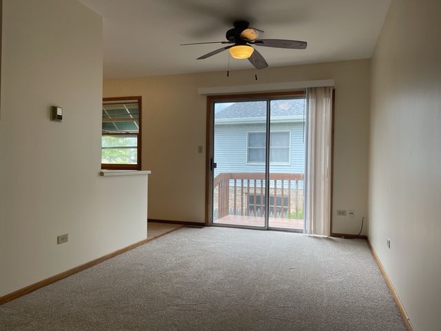 350 College Street, Crystal Lake, IL 60014