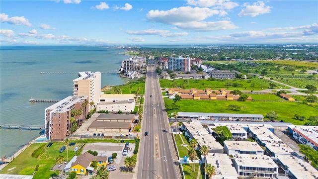 4334 Ocean Dr 704, Corpus Christi, TX 78412