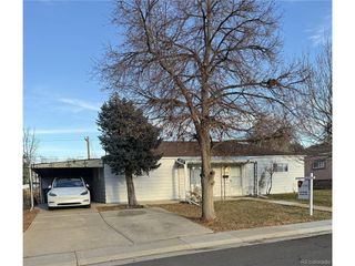 756 Vaughn St, Aurora, CO 80011