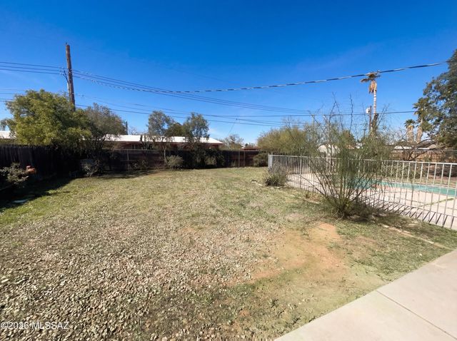 2519 N Richey Boulevard, Tucson, AZ 85716
