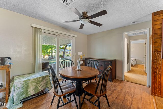 245 Stringer Gap Road, Grants Pass, OR 97527