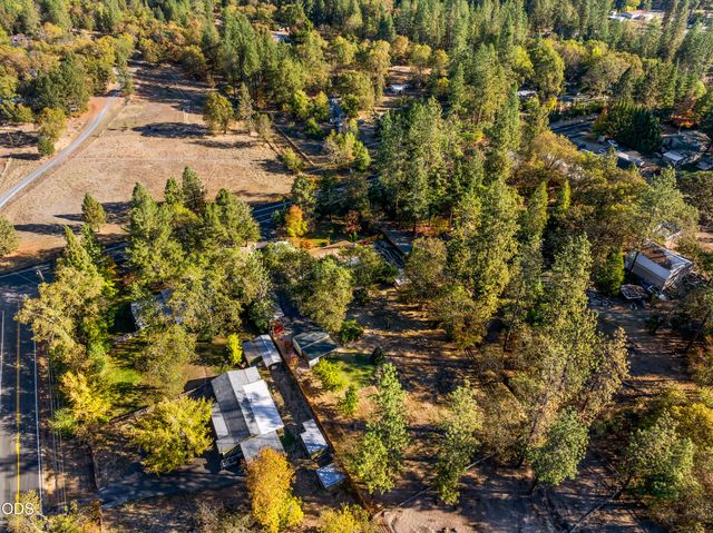 245 Stringer Gap Road, Grants Pass, OR 97527