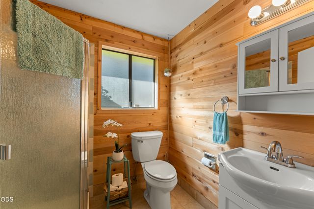 245 Stringer Gap Road, Grants Pass, OR 97527