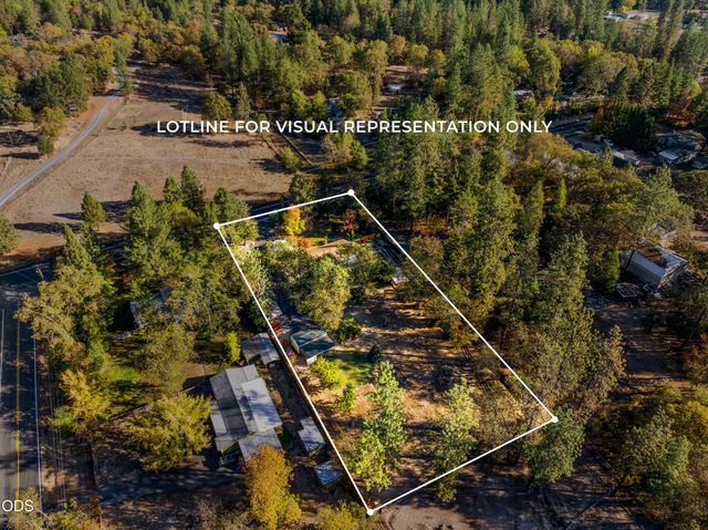 245 Stringer Gap Road, Grants Pass, OR 97527
