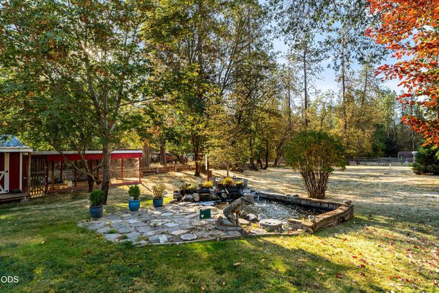 245 Stringer Gap Road, Grants Pass, OR 97527