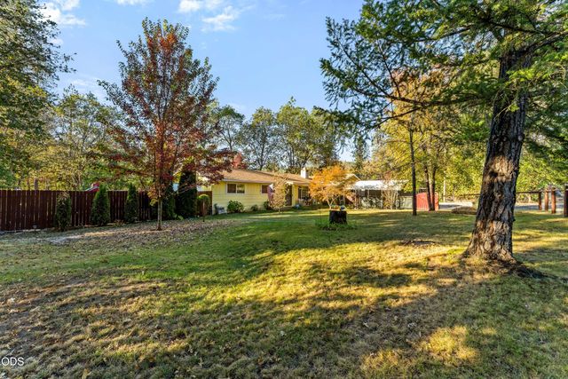 245 Stringer Gap Road, Grants Pass, OR 97527
