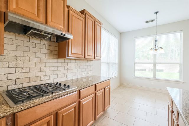 5922 Northcrest Village Way, Spring, TX 77388