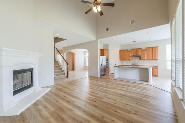 5922 Northcrest Village Way, Spring, TX 77388