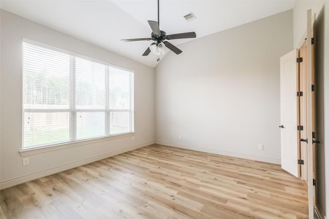 5922 Northcrest Village Way, Spring, TX 77388