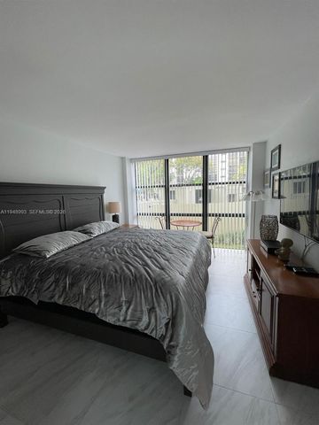 16919 N Bay Rd 104, Sunny Isles Beach, FL 33160