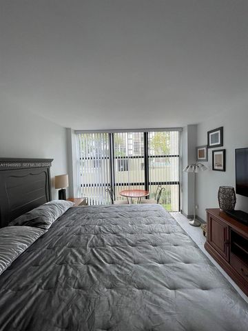 16919 N Bay Rd 104, Sunny Isles Beach, FL 33160