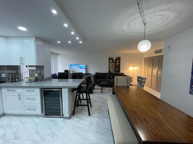 16919 N Bay Rd 104, Sunny Isles Beach, FL 33160