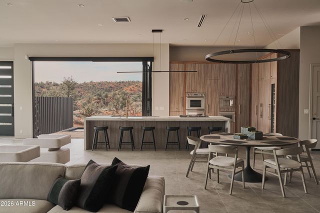 109 SUMMIT Way, Sedona, AZ 86336