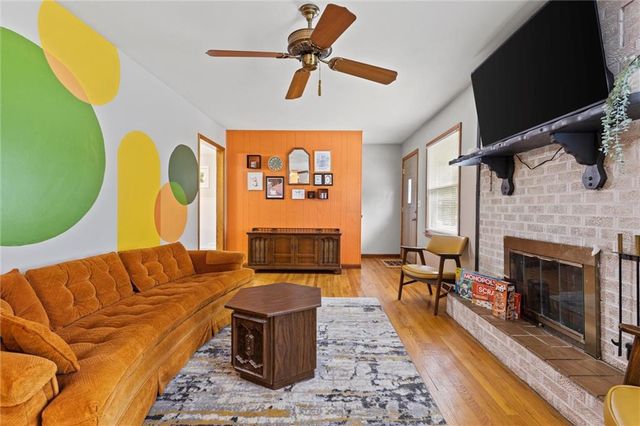 6601 N Broadway Street, Gladstone, MO 64118