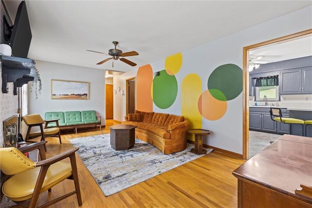 6601 N Broadway Street, Gladstone, MO 64118