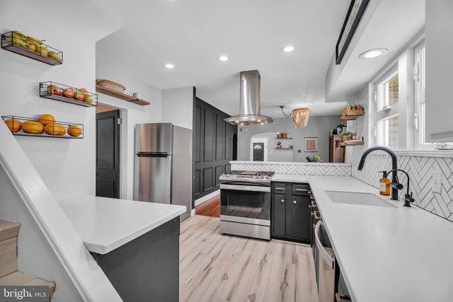 11 E COLLINGSWOOD AVE, Haddon Township, NJ 08107