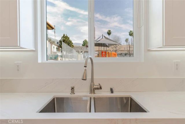 10232 Tujunga Canyon Boulevard, Tujunga, CA 91042