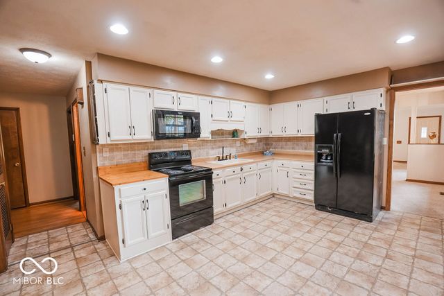 8495 Big Bend Road, Martinsville, IN 46151