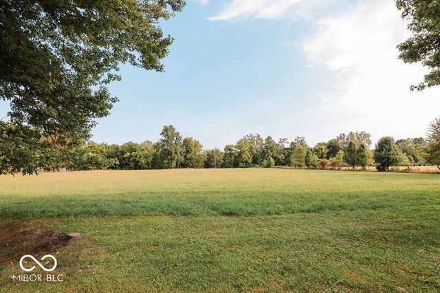 8495 Big Bend Road, Martinsville, IN 46151